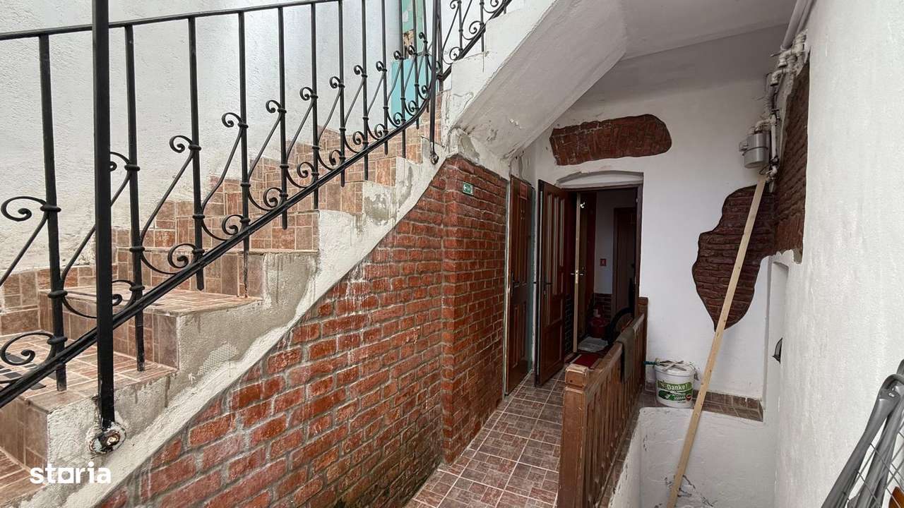 Afacere la cheie! De vanzare Casa singur in curte Centrul Istoric-10