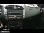 Traseira / Frente /Interior Fiat Bravo 2011 T-Jet - 4