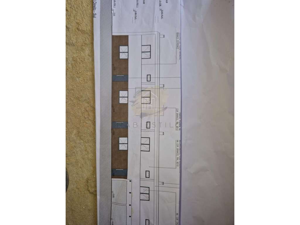 Moradias Geminadas de Arquitetura Moderna- Conforto, Espaço e Quali...-39