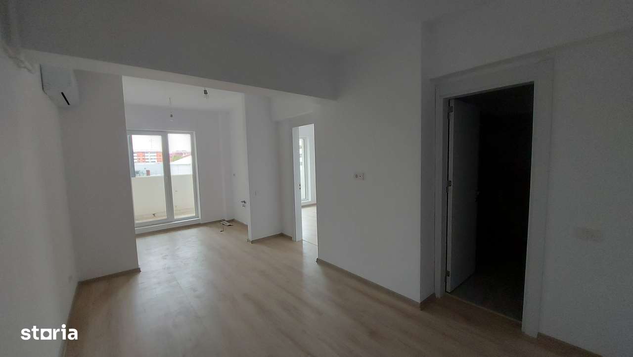 Metrou Berceni 5 Min - OCAZIE 2 camere GATA 44 mpu Etaj 1 + parcare - Imagine principală: 4/11