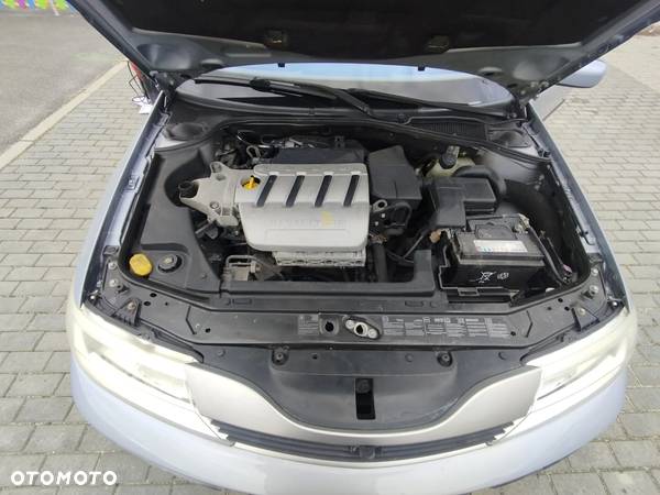 Renault Laguna - 12