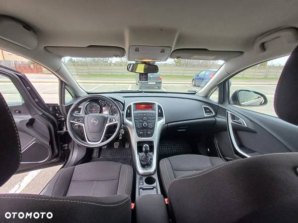 Opel Astra - 13