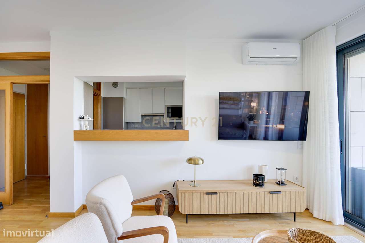 Apartamento T1 com Vista Panorâmica sobre o Rio Tejo – Parque das Naçõ - Grande imagem: 4/26