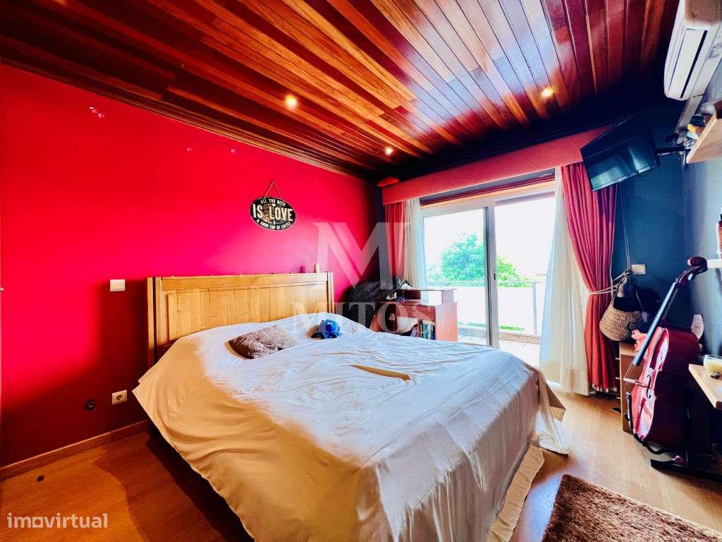 Moradia T3 com comércio para venda em Geraz do Lima, Viana do Castelo-14