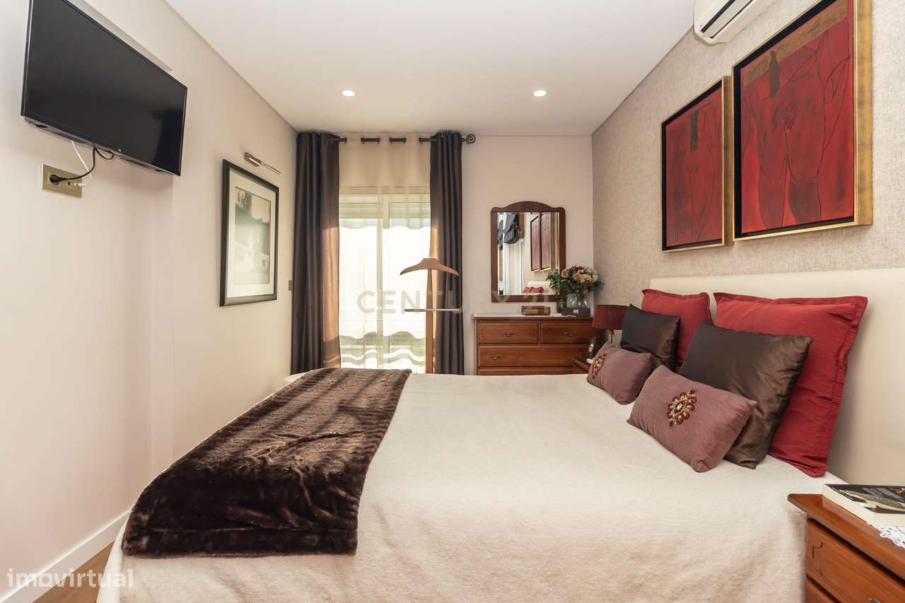 Excelente T3 Remodelado – 3º Andar (sem elevador) | 98 m² de área útil-33