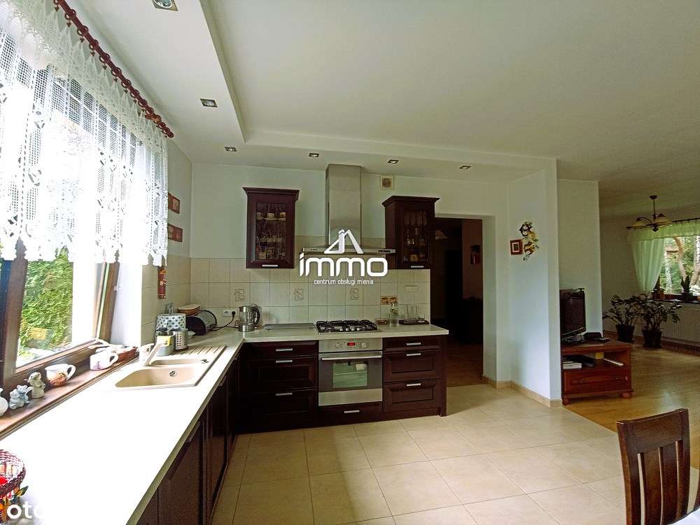 SOSNÓWKA, gm. Twardogóra - piękny dom z garażem w otulinie lasu-5