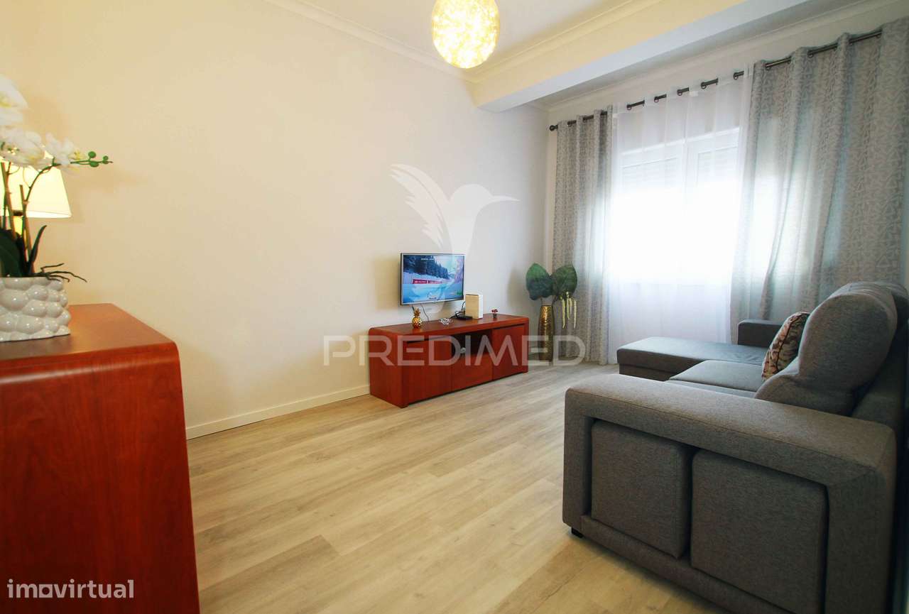 Apartamento remodelado a 5minutos do dos barcos da A2 e A33 - Grande imagem: 2/16