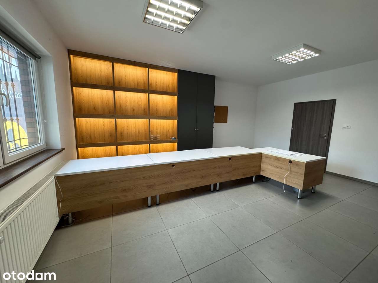 Obiekt handlowy z magazynami, placem, powierzch biurowo-socj. 3 bramy. - Pełny obrazek: 5/8