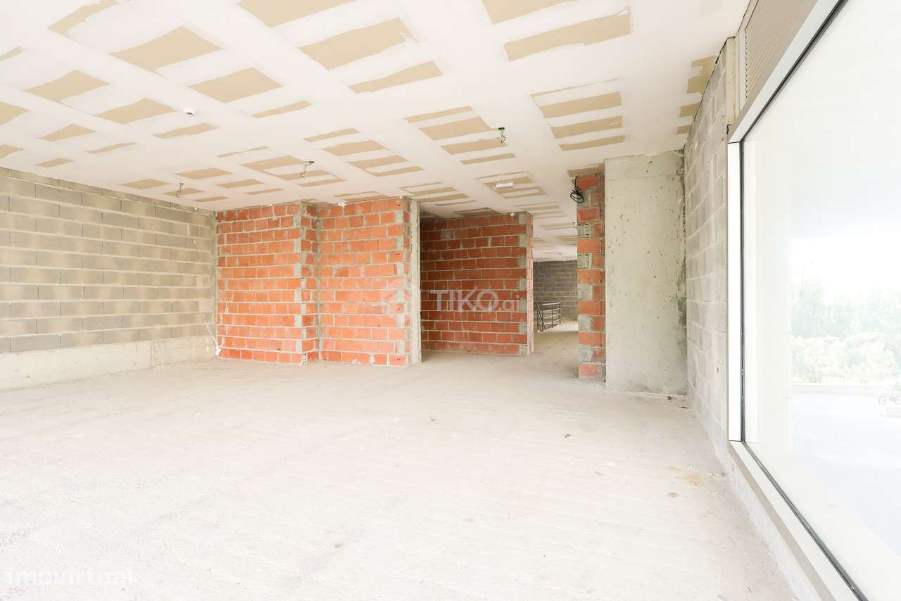 LOJA CONTRUÇÃO NOVA COM SAÍDA DE FUMOS | 261 M² | ADAPTE AO SEU NEGÓCI-33