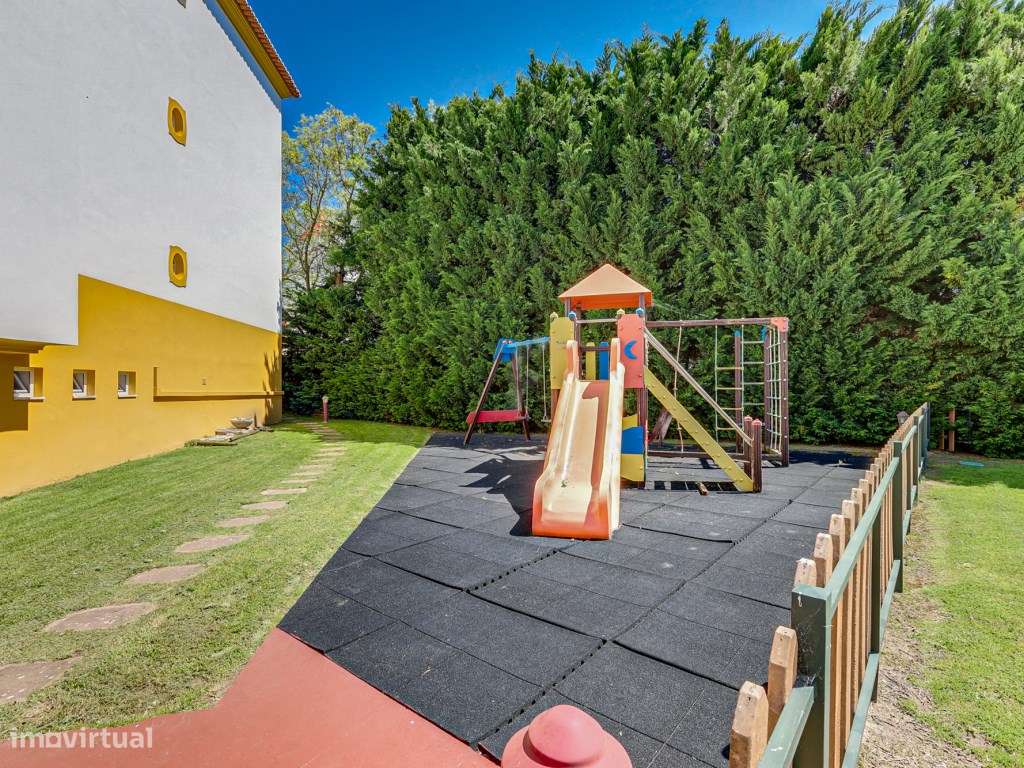 MAGNIFÍCO T4, no Condomínio fechado Páteo da Beloura, novo a estrea...-43