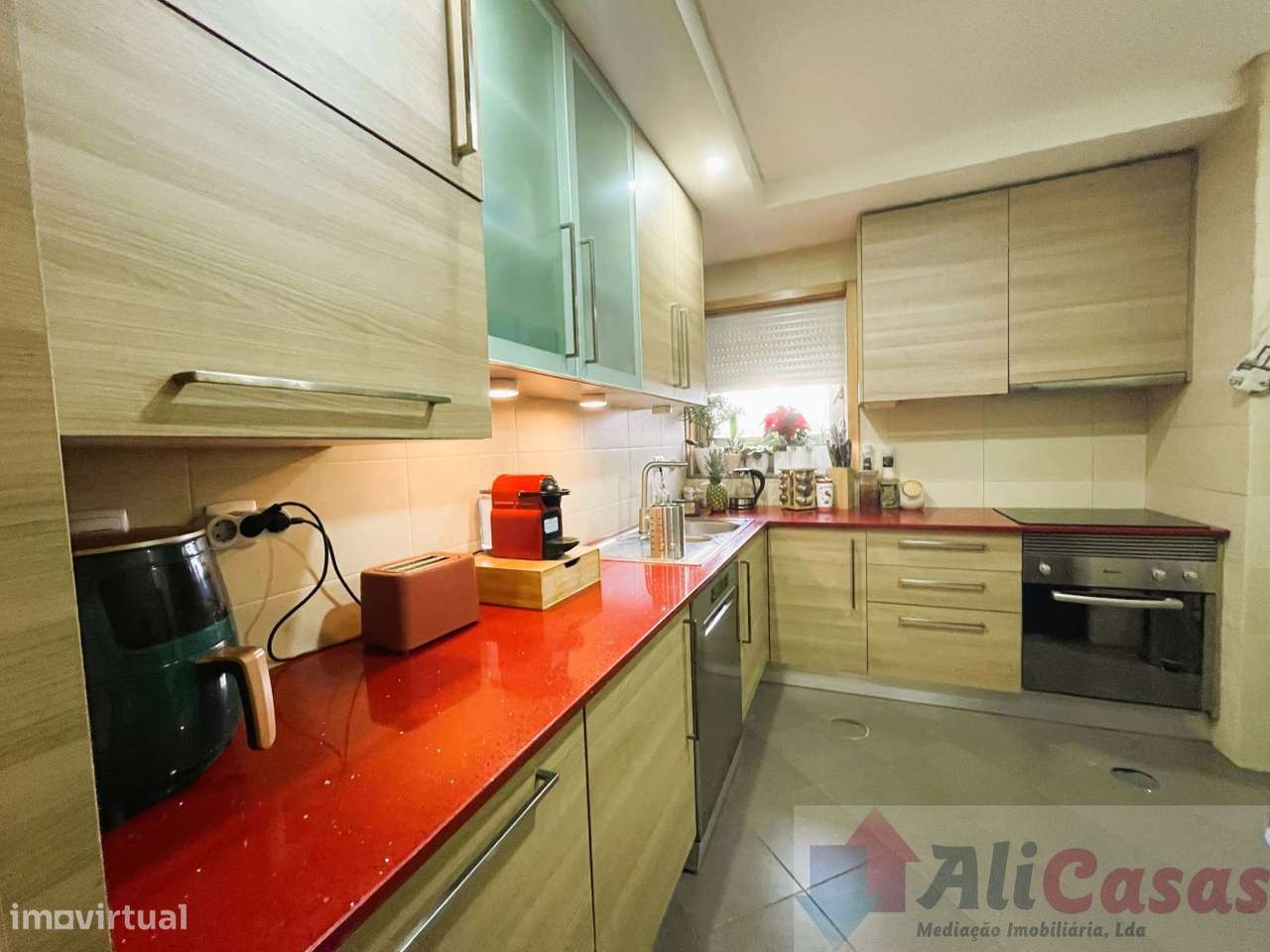 Excelente T3 Último Piso- Lugar de Garagem P/2 carros-8