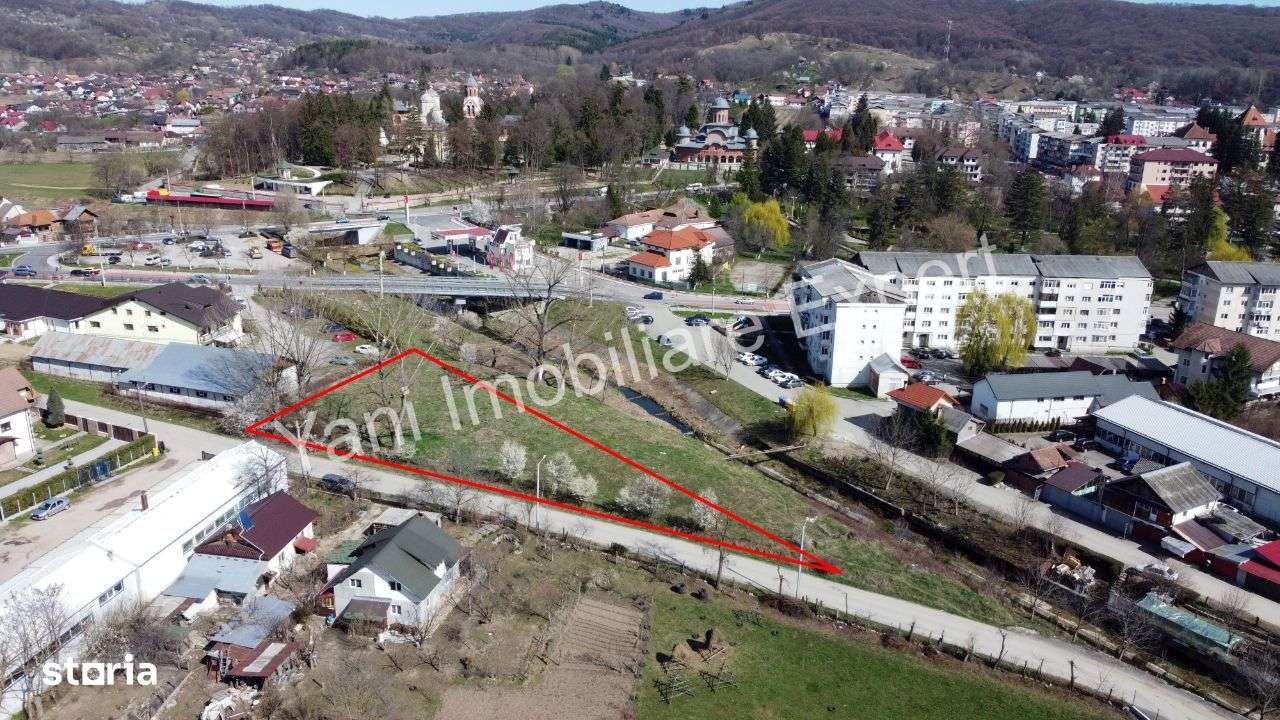 Teren de vânzare în Curtea de Argeș, vizavi de Mănăstire. - Imagine principală: 1/9