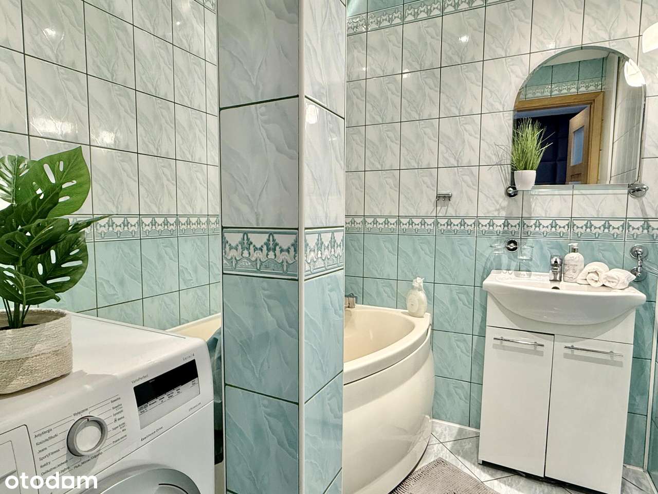 Duże mieszkanie przy ul. Koszyka na sprzedaż-14