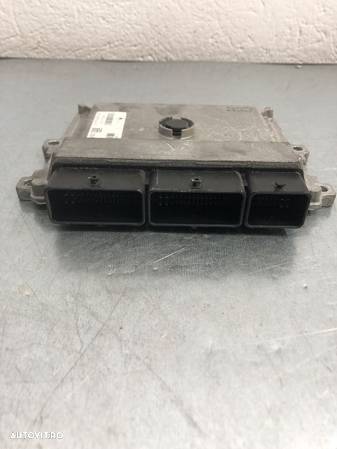 Calculator motor ecu Dacia Sandero 0.9 TCe Easy-R, 90cp - 2