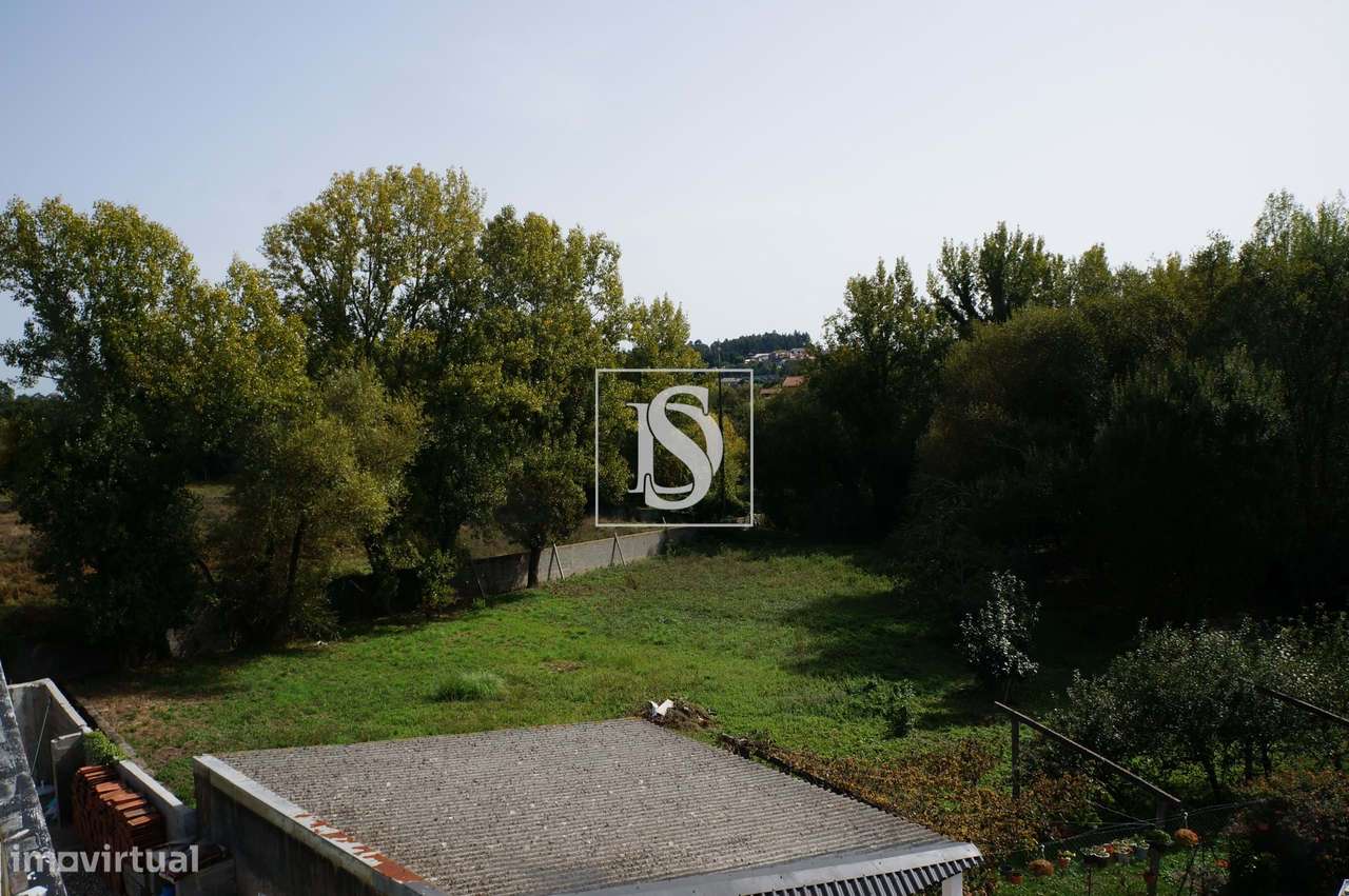 Moradia Isolada T3 em Vilar de Andorinho-33