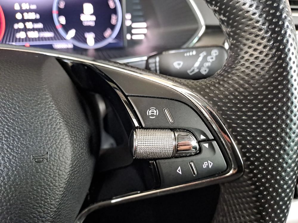SKODA SUPERB 2,0TDI 150KM DSG Virtual Klimatyzacja Elektryczne Fotele Salon PL ASO