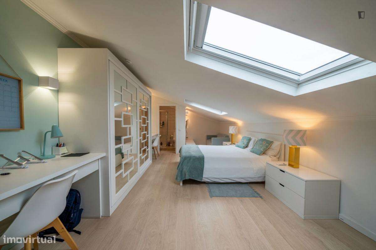 Quarto - localizado em Carcavelos Lisbon - Grande imagem: 3/10