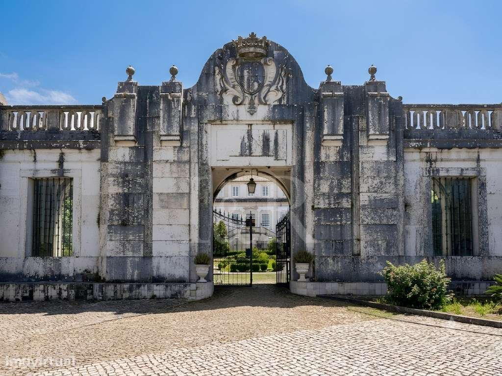 Quinta senhorial do séc. XVIII com capela e jardins em Torres Vedras-33