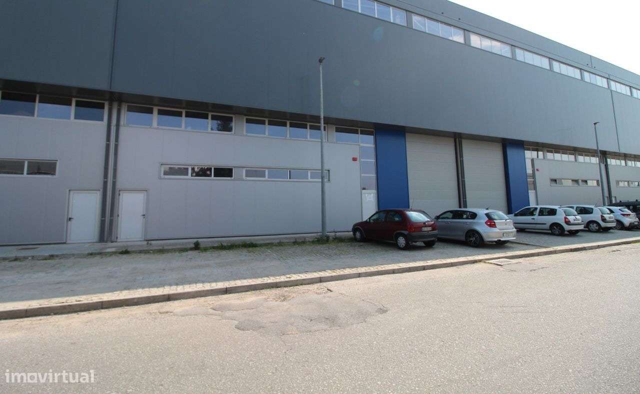 Pavilhão/armazém para Arrendamento - Grande imagem: 3/5
