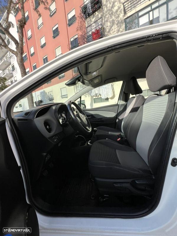 Toyota Yaris 1.4 D-4D Comfort+P.Style - 9