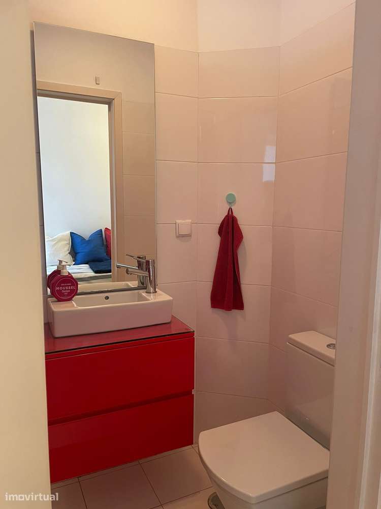 Quarto com WC para arrendar - Grande imagem: 4/8