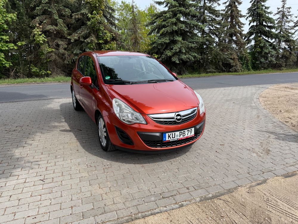 Opel Corsa D 1.2 16V (ecoFLEX) Easytronic Color Edition 2013