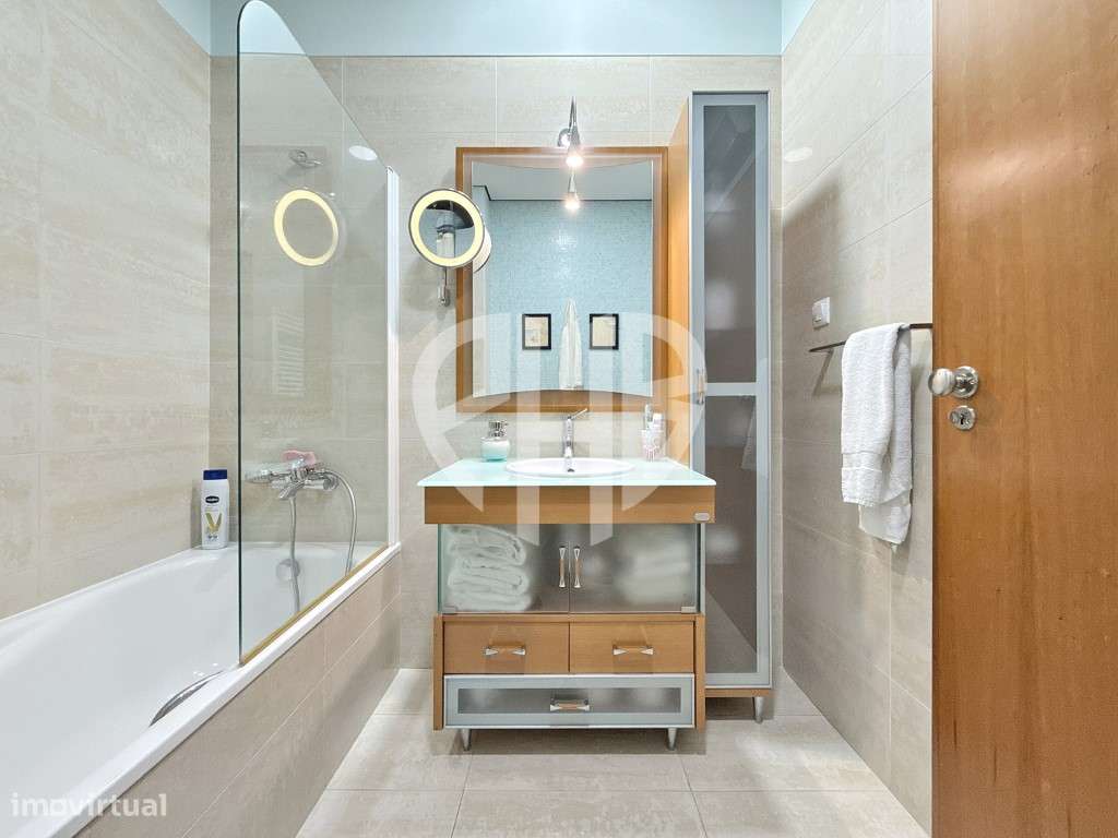 Apartamento T3+1 Duplex C/Terraço 250m2 // Condominio-30