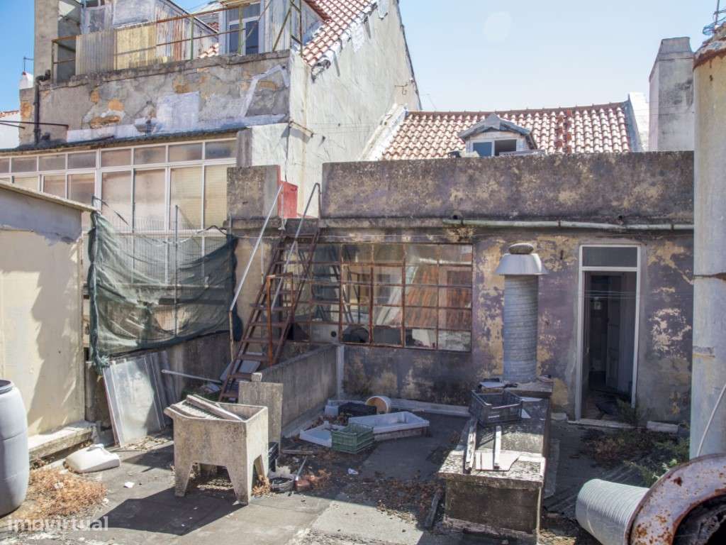 Prédio, Lisboa, Largo da Paz - Grande imagem: 4/8