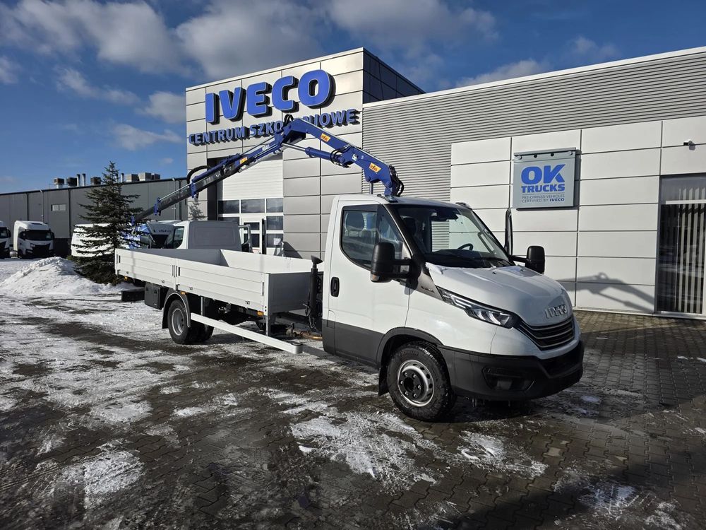 Iveco 70C18 Hds Żuraw Skrzynia Demo Pokazowy Jak Nowy !!! dmc 7200 Skrzynia otwarta Ledy Nawigacja ! Gotowy do odbioru !