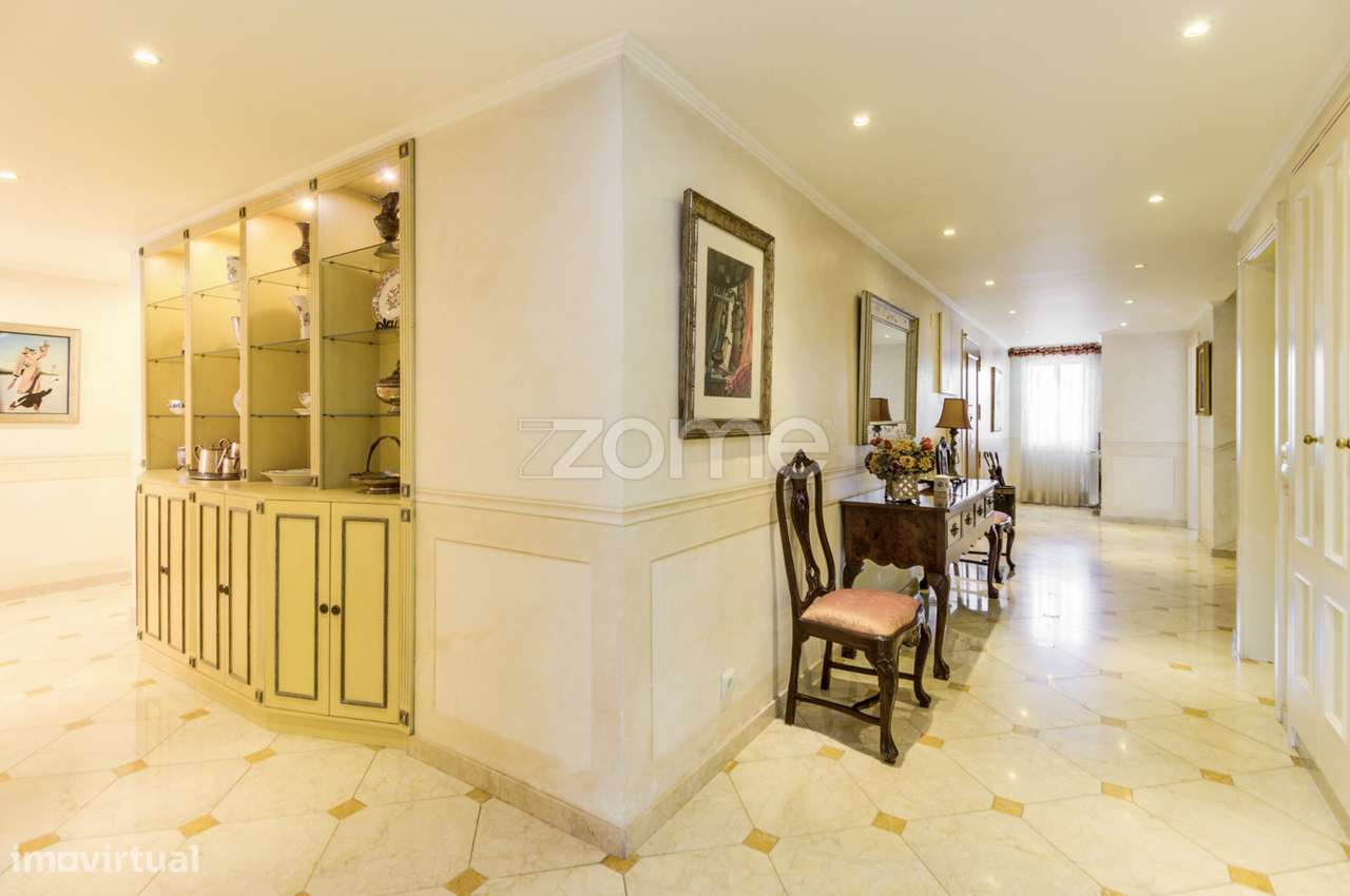 Penthouse Duplex T6 de Luxo nas Laranjeiras com terraço/jardim - Grande imagem: 4/39