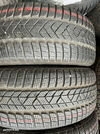 vând 4 anvelope 225/45/19 Pirelli de iarnă cu runflat ca noi - 2