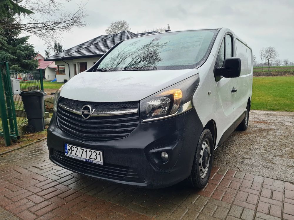 Opel Vivaro 2015