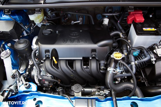 Motor Toyota 1.5 benzina cod motor 1NZ-FE - 1