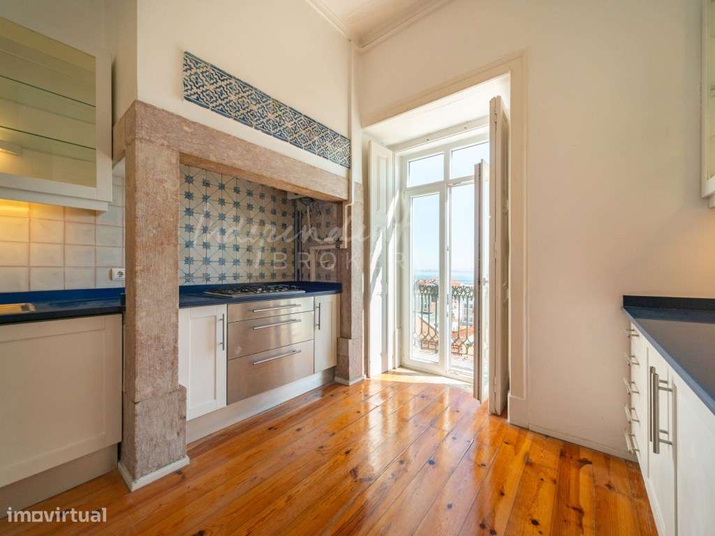 APARTAMENTO T3 PARA VENDA [LAPA]-12