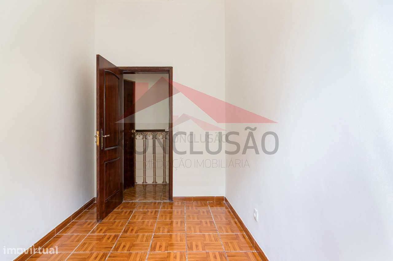 Apartamento em zona histórica de Lisboa-25