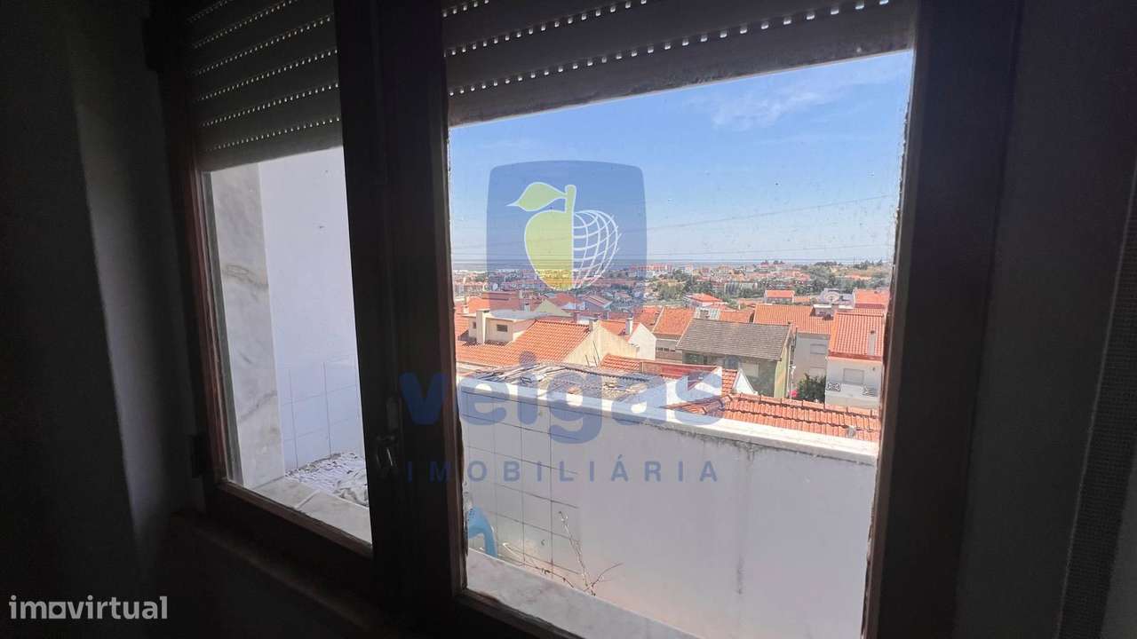 APARTAMENTO T2 BOM SUCESSO-14