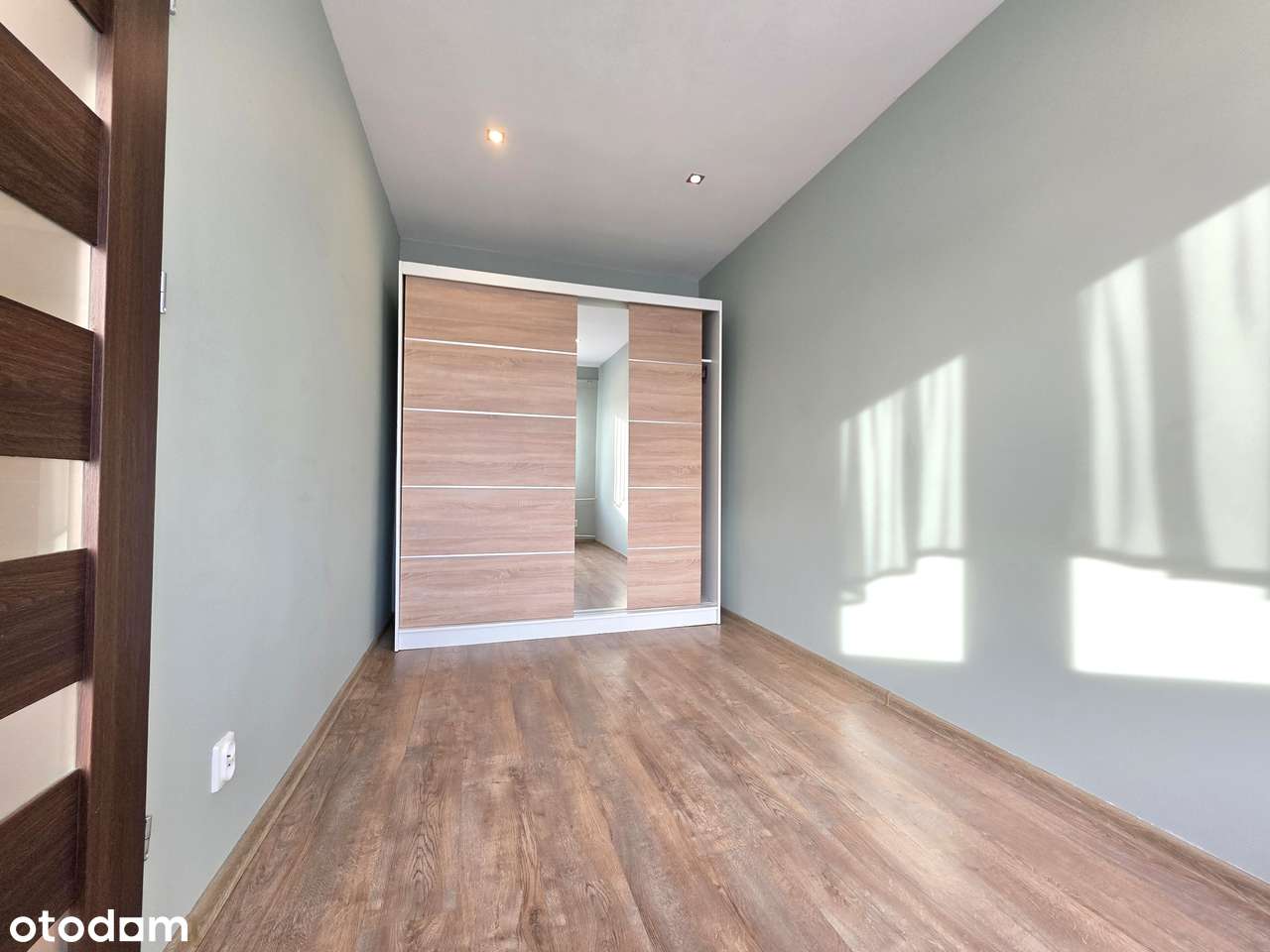 2 pokoje po generalnym remoncie na ogrodzonym i monitorowanym terenie!-3