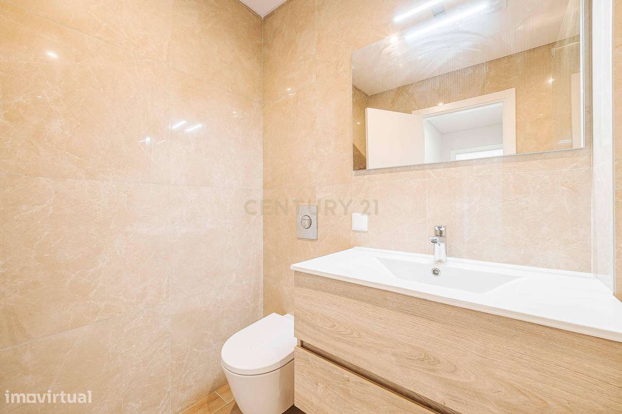 Moradia T3 Moderna de Acabamentos Premium-25