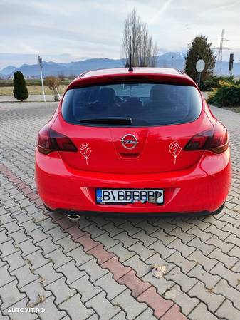 Opel Astra - 2