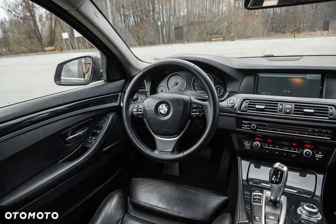 BMW Seria 5 520d xDrive Luxury Line - 26