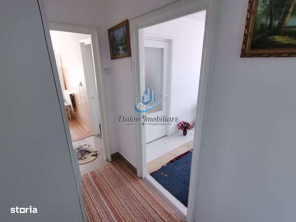 Apartament 4 camere, decomandat, 65 mp, Calea Romanului - Rate - Imagine principală: 4/14