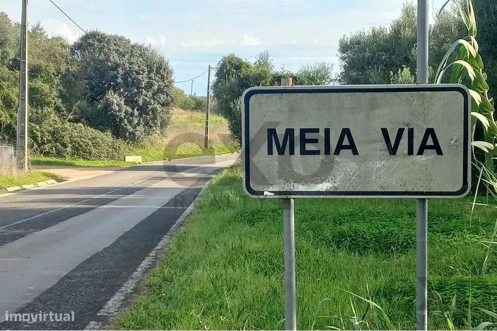 Terreno rústico com potencial de  implementação, de 60% a 70%. - Grande imagem: 4/28