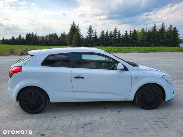 Kia Ceed Cee'd 1.6 Crdi Comfort - 16