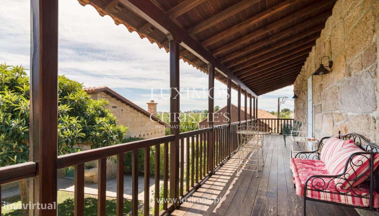 Venda: Propriedade secular com olival, capela, jardim e piscina, Miran-16