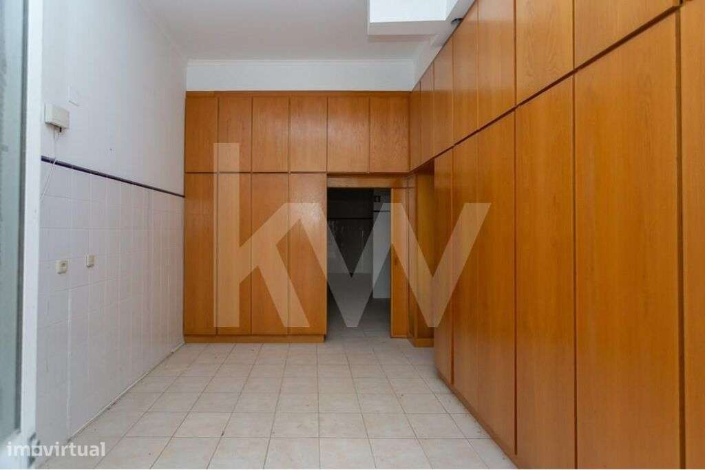 Excelente loja para Venda em Monte Abraão - Grande imagem: 3/15