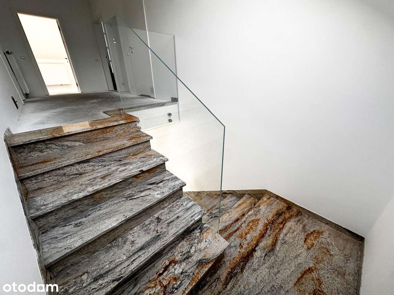 Nowoczesny dom jednorodzinny w spokojnej części Lublińca-15