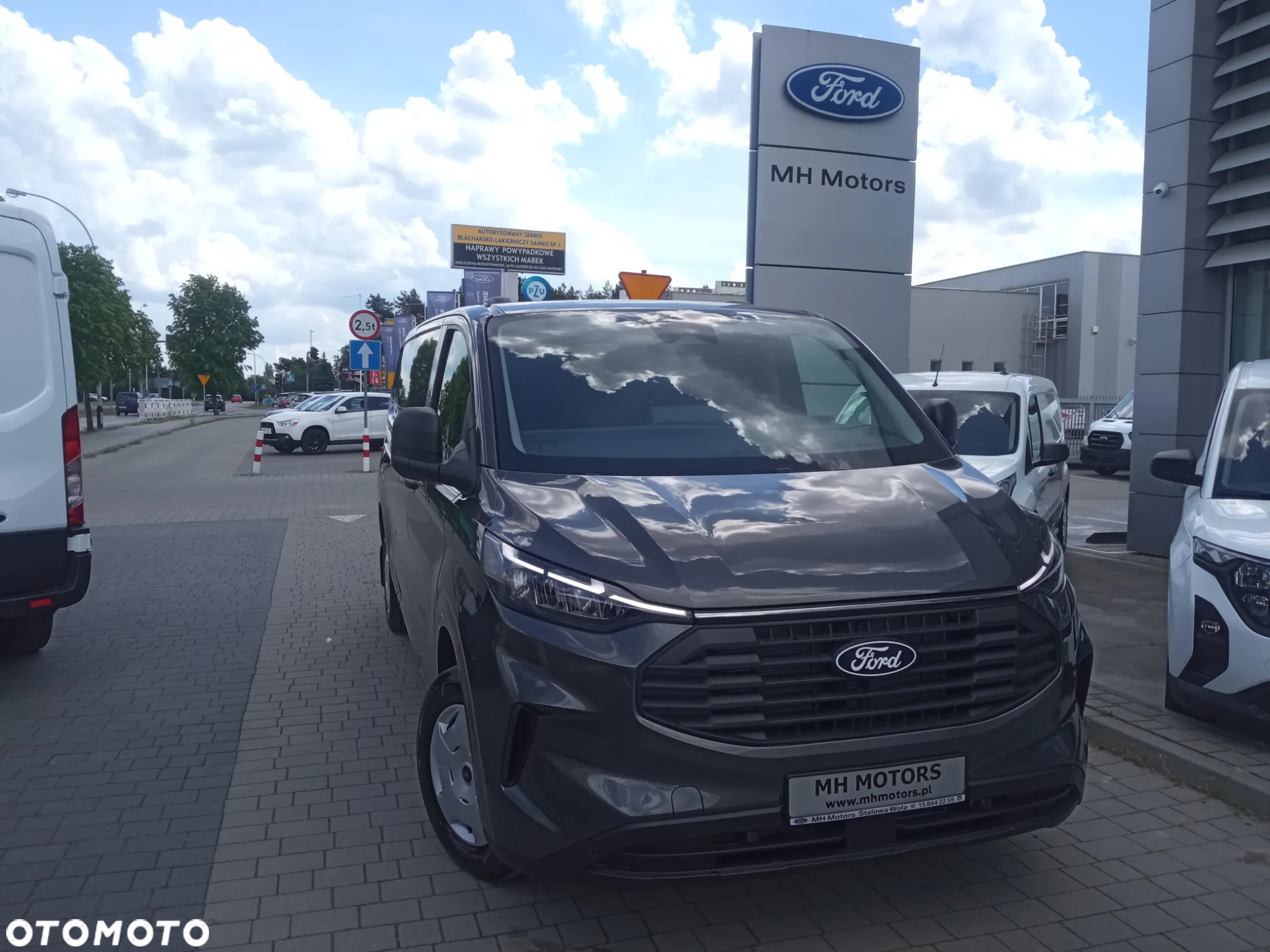 Ford TRANSIT CUSTOM - 2