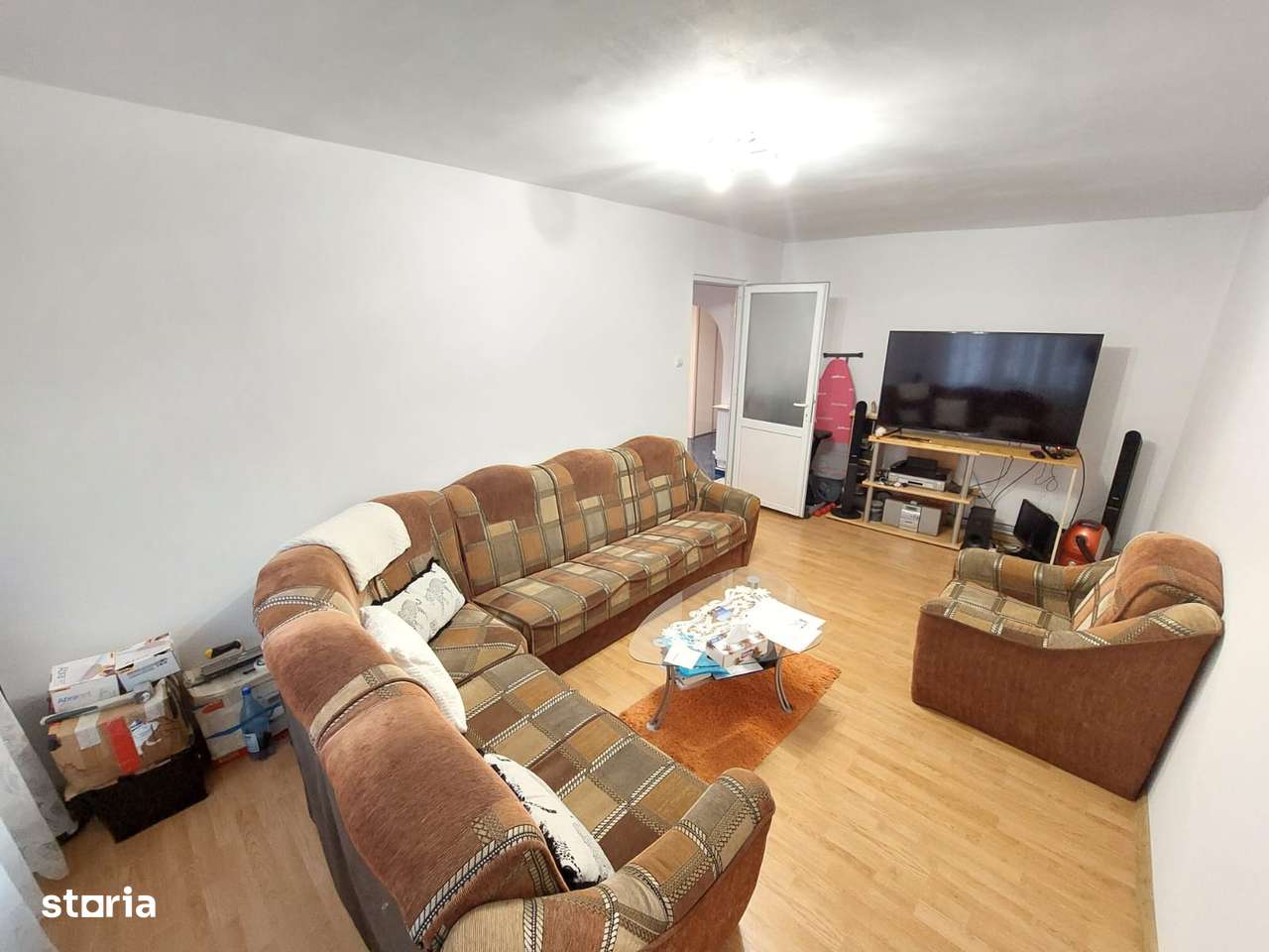 COMISION 0 Ap. 3 camere, decomandat, 68 mp. utili, Et.4, Micro12-8