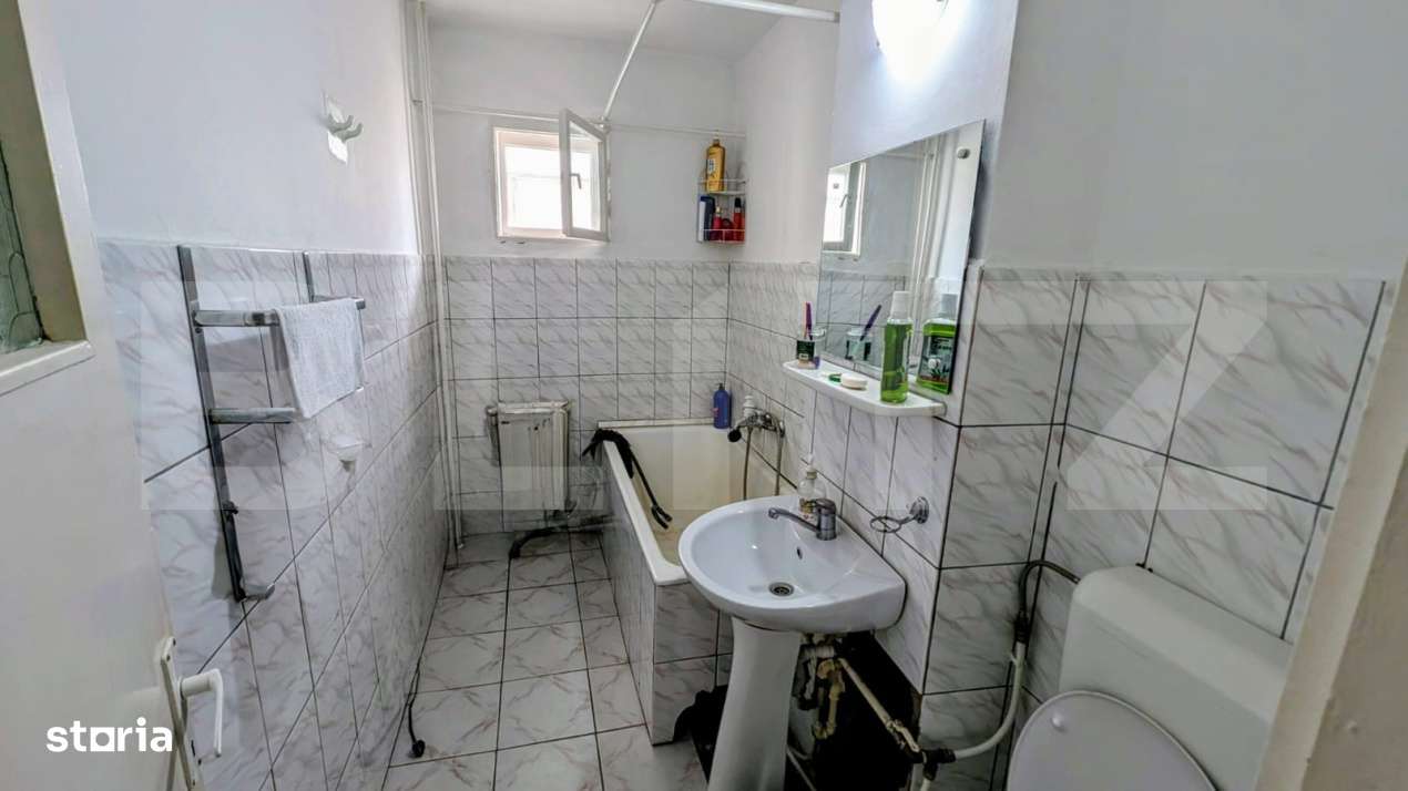 Apartament cu 2 camere, zona cetate, etaj intermediar. - Imagine principală: 4/5