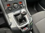 Peugeot 5008 1.6 HDi Executive JLL17 - 16